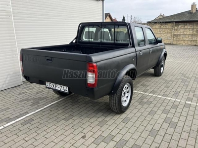 NISSAN PICK UP 2.5 4WD Navara