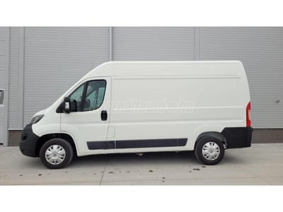 PEUGEOT BOXER 2.2 BlueHDI 350 FT L2H2 Pro M.O.-I SZERVIZKÖNYV BURKOLT RAKTÉR