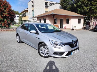 RENAULT MEGANE GrandCoupé 1.3 TCe Life Magyar Sz-könyv 1 Tulaj GARANCIÁLIS 18.000 Km!!!!!!!!!!!!!!!