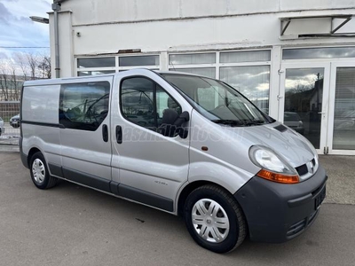 RENAULT TRAFIC 2.5 dCi L2H1 Business szervizelt autó L2H1 hosszított klíma