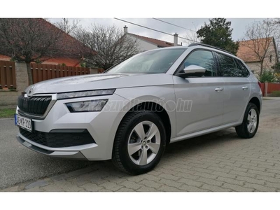 SKODA KAMIQ 1.0 TSI Ambition GARANCIÁLIS-TOLATÓKAMERTA-SÁVTARTÓ-VÉSZFÉK ASSIST