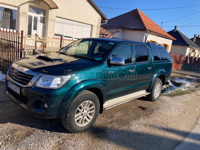 TOYOTA HI LUX Hilux 3.0 D-4D 4x4 Double SR+ (Automata)