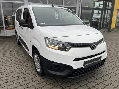 TOYOTA PROACE City Verso 1.2T Combi L2H1