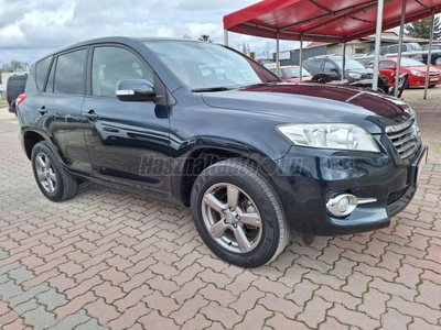 TOYOTA RAV 4 Rav4 2.2 DCAT Premium Navi! Kamera! Tempomat! Telefon! KeylessGo! 97e km!!!