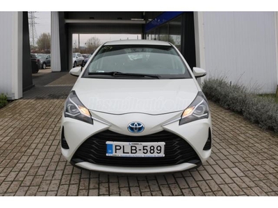 TOYOTA YARIS 1.5 VVT-i Hybrid Live e-CVT Mo.-i. 1 Tul. ÁFA-s!