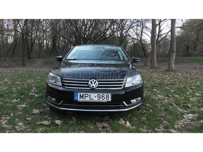 VOLKSWAGEN PASSAT 2.0 TSI Highline