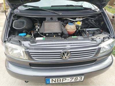 VOLKSWAGEN TRANSPORTER T4 2.5 7DB 1T2 Business