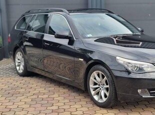 BMW 520d Touring (Automata) Rendkívül Megkímélt...