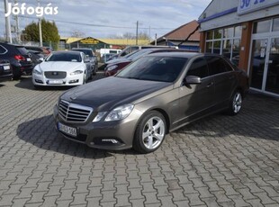 Mercedes-Benz E 220 CDI Blueefficiency Avantgar...