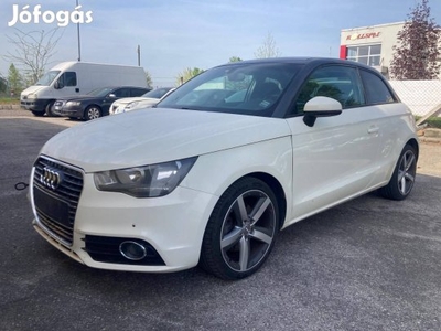 AUDI A1 1.4 TFSI Attraction S-tronic Motorhibás...