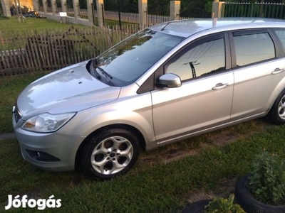 Eladó Ford Focus 1.6 Tdci kombi autó