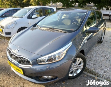 KIA CEE'D 1.4 Cvvt LX Base 74ekm!Ülésfűtés!Korm...