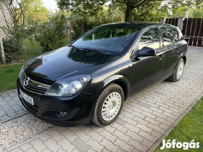 Opel Astra H 1.6 Classic III Magyarországi.veze...