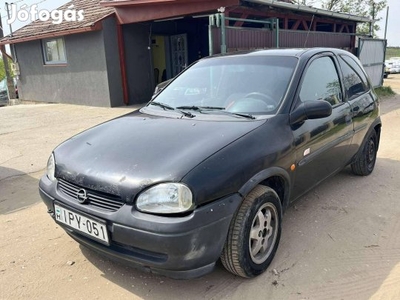 Opel Corsa B 1.2 16V CDX