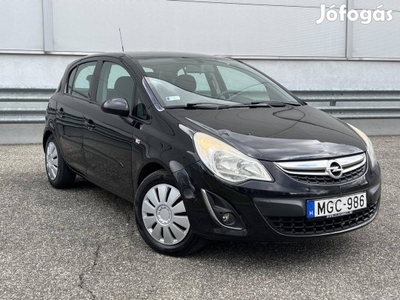 Opel Corsa D 1.4 Cosmo Szép Állapotban. Magyaro...