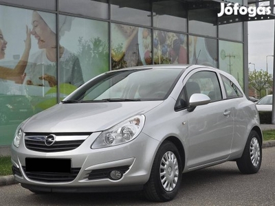 Opel Corsa D 1.4 Enjoy Klíma Tempomat