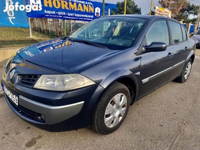 Renault Megane Limousine 1.4 Azure 13 éve egy t...