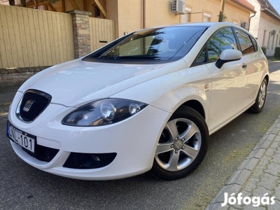 SEAT Leon 1.4 TSI Reference Na ilyet máshol nem...