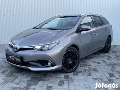 Toyota Auris Touring Sports 1.6 D-4D Executive...