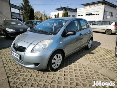 Toyota Yaris 1.3 Sol AC