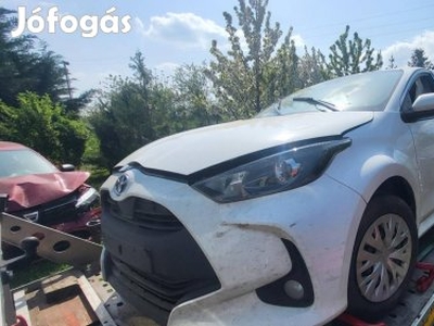 Toyota Yaris 1.5 Hybrid Comfort e-CVT Magyarors...