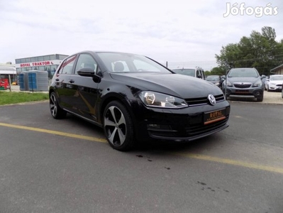 Volkswagen Golf VII 1.6 TDI BMT Comfortline