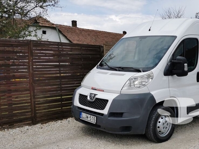 PEUGEOT Boxer