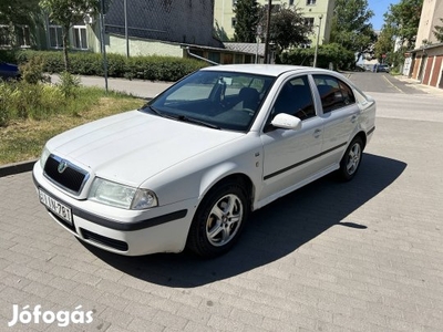 2002 Skoda Octavia 1.6i Benzin 102Le M.o.i Digitklíma Eladó