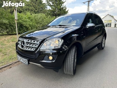 Mercedes-Benz ML 300 CDI Blueefficiency (Automa...