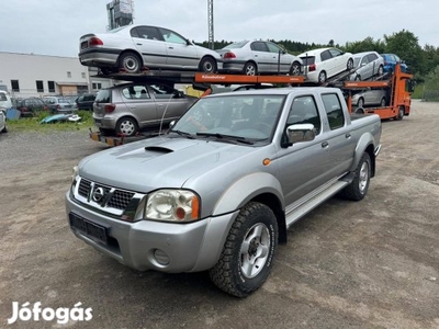 Nissan Navara 4WD Double 2.5D LE Digitklima