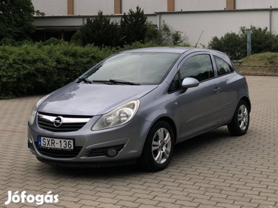 Opel Corsa D 1.2 2007 Klíma