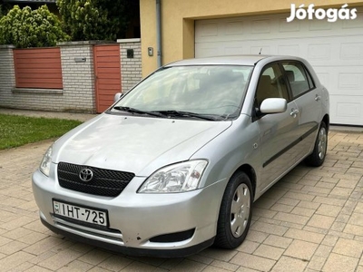 Toyota Corolla 1.4 Terra Megbízható Klímás Autó...