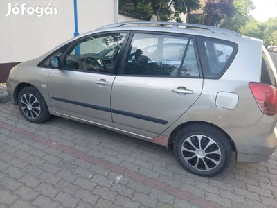 Toyota corolla verso 1.6 benzin 2003