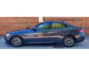 ALFA ROMEO GIULIA 2.2 D Super Q4 (Automata) /Összkerék/180LE/Navi/Digit.klíma/2xPDC+kamera/Tempomat/Bőr