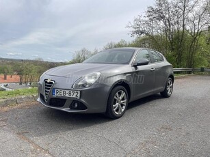 ALFA ROMEO GIULIETTA 2.0 JTDM-2 Distinctive