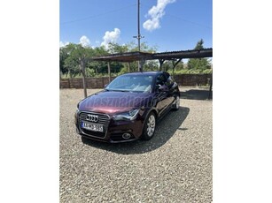 AUDI A1 Sportback 1.6 TDI DPF Ambition S-tronic