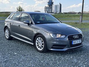 AUDI A3 1.6 TDI ultra Attraction