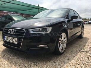 AUDI A3 Sportback 2.0 TDI Attraction S-tronic S-LINE