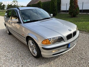 BMW 320i Touring