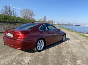 BMW 330d 330d manuál