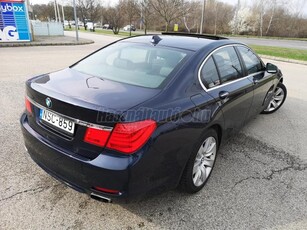 BMW 740i (Automata) 1 Év Garancia Ajándék!. gyári fény