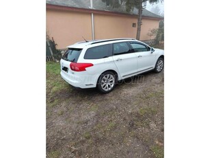 CITROEN C5 2.2 HDi Exclusive