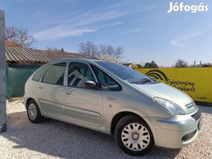 Citroen Xsara Picasso 1.6 Exclusive Szervizköny...