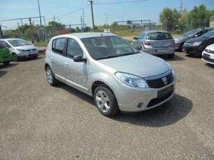 DACIA SANDERO 1.6 Live