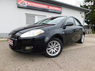 Fiat Bravo 1.4 16V Dynamic Klíma.Alufelni.Multi...