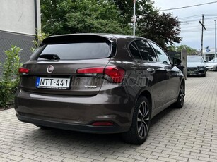 FIAT TIPO 1.4 T-Jet Lounge Adaptív tempomat. Tolatókamera. Carplay/Android Auto. Magyarországi