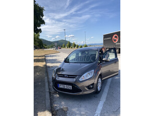 FORD C-MAX 1.6 TDCi Titanium 7 ülés. magas felszereltség. SÉRÜLT