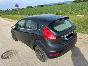 FORD FIESTA 1.4 Ghia