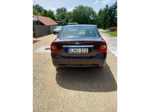 FORD FOCUS 2.0 TDCi Ghia DPF