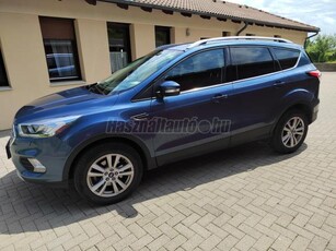 FORD KUGA 1.5 EcoBoost Titanium